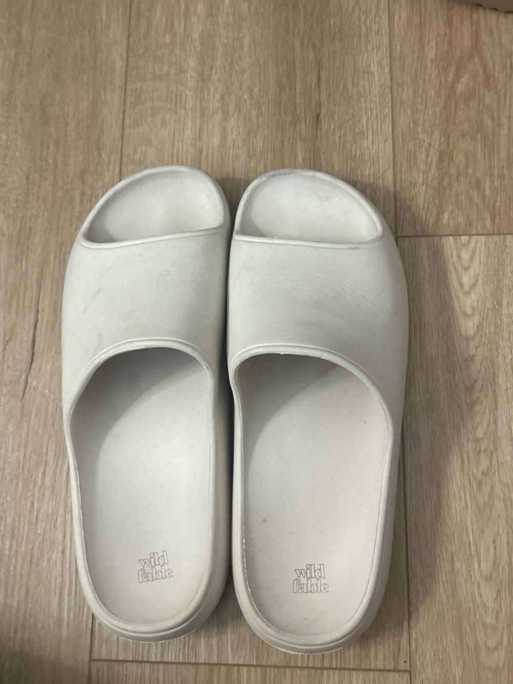 wild fable Kids Cream Slide Sandals